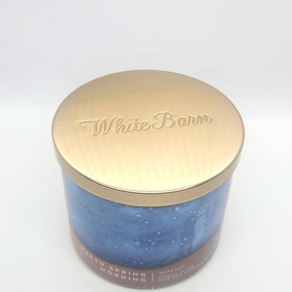 Bath & Body Works White Barn 3-Wick Candle in Fresh Spring Morning NEW - Picture 2 of 5